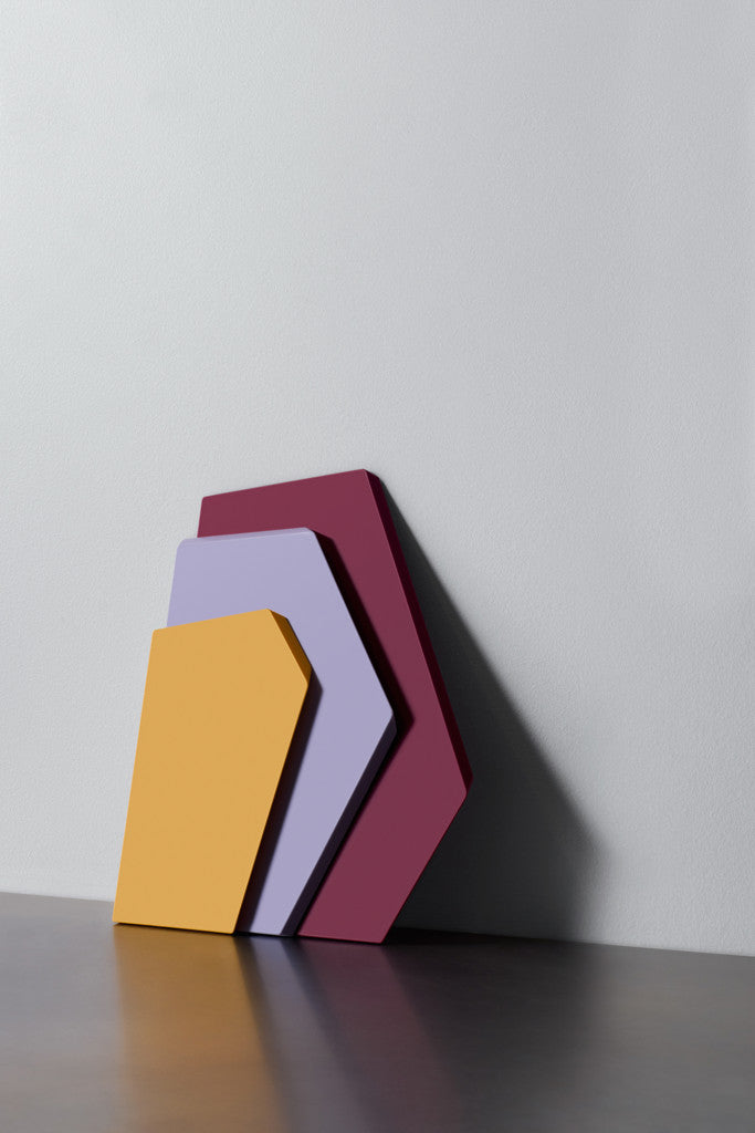 Cutting Board Zurich - Large - Beetroot | Brainstream