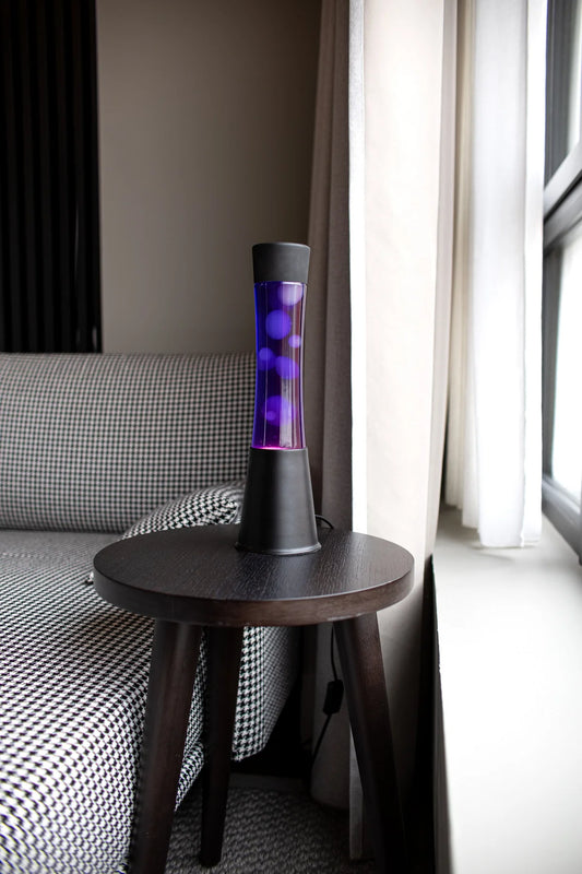 White lava lamp - black base - purple liquid - 40 cm | Fisura - de inKijk