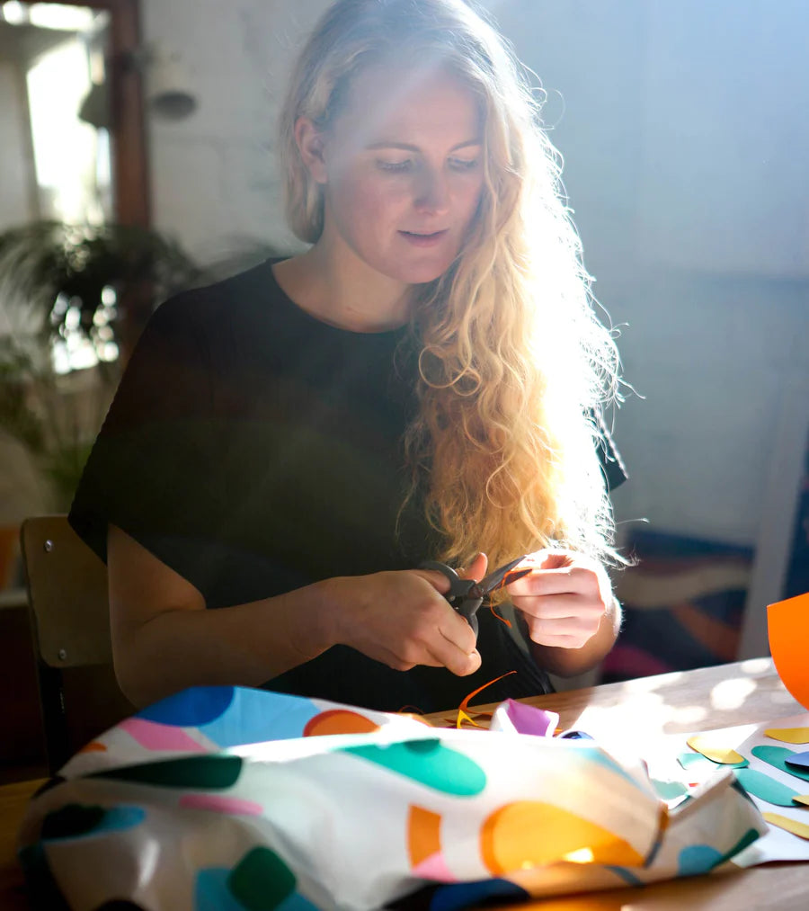 Rugzak en schoudertas in één - fruit salad | Notabag recycled - de inKijk