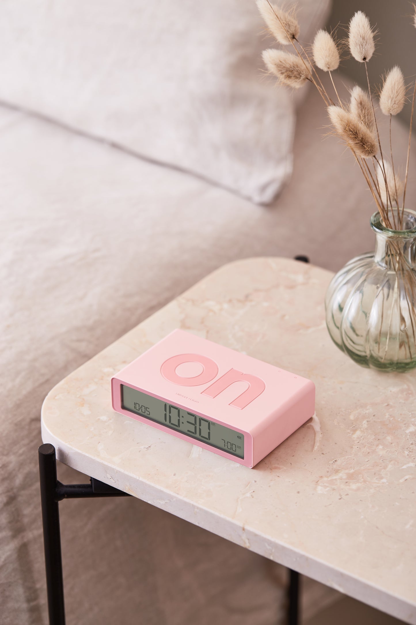 Digitale wekker Flip Classic - Pink | Lexon