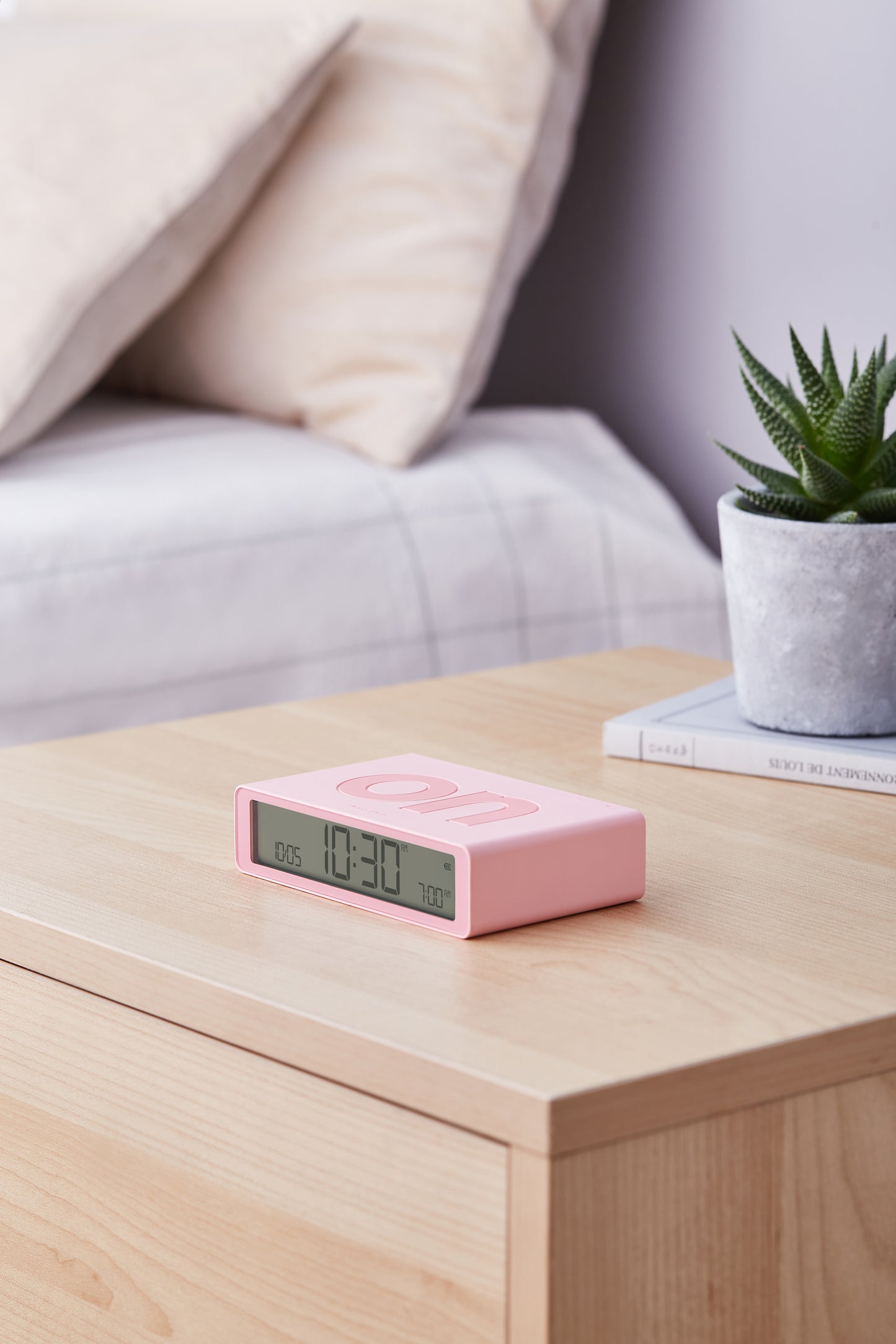 Digitale wekker Flip Classic - Pink | Lexon