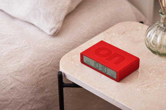 Digitale wekker Flip Classic - Red | Lexon - de inKijk