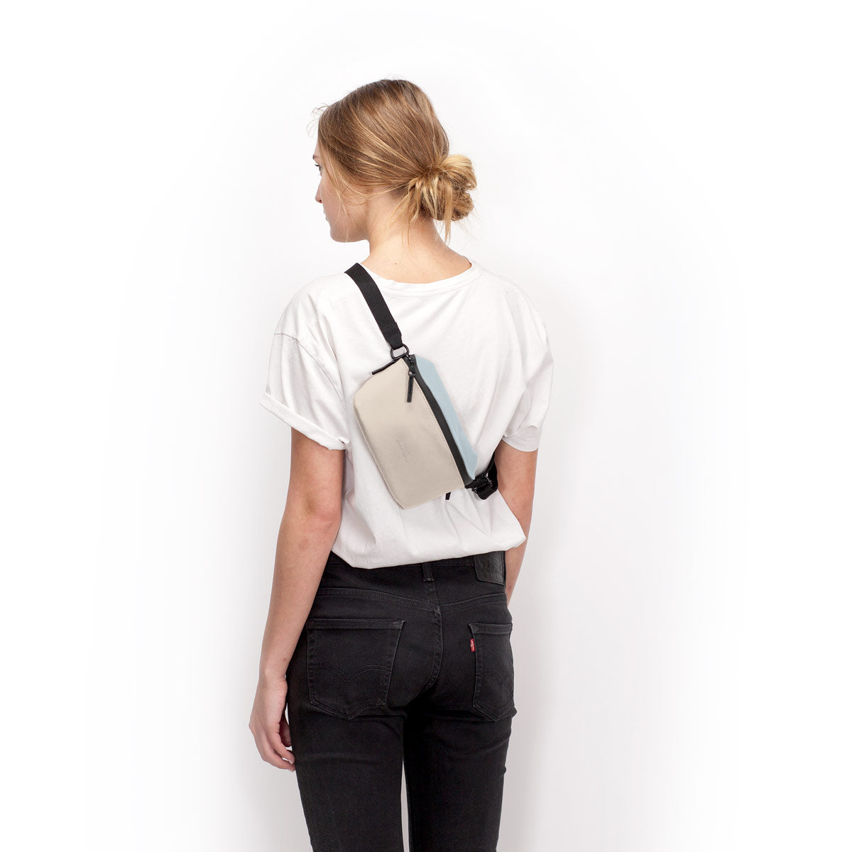 Jona Medium Bag - Lotus Infinity - Dusty Blue/Light Sand | Ucon Acrobatics