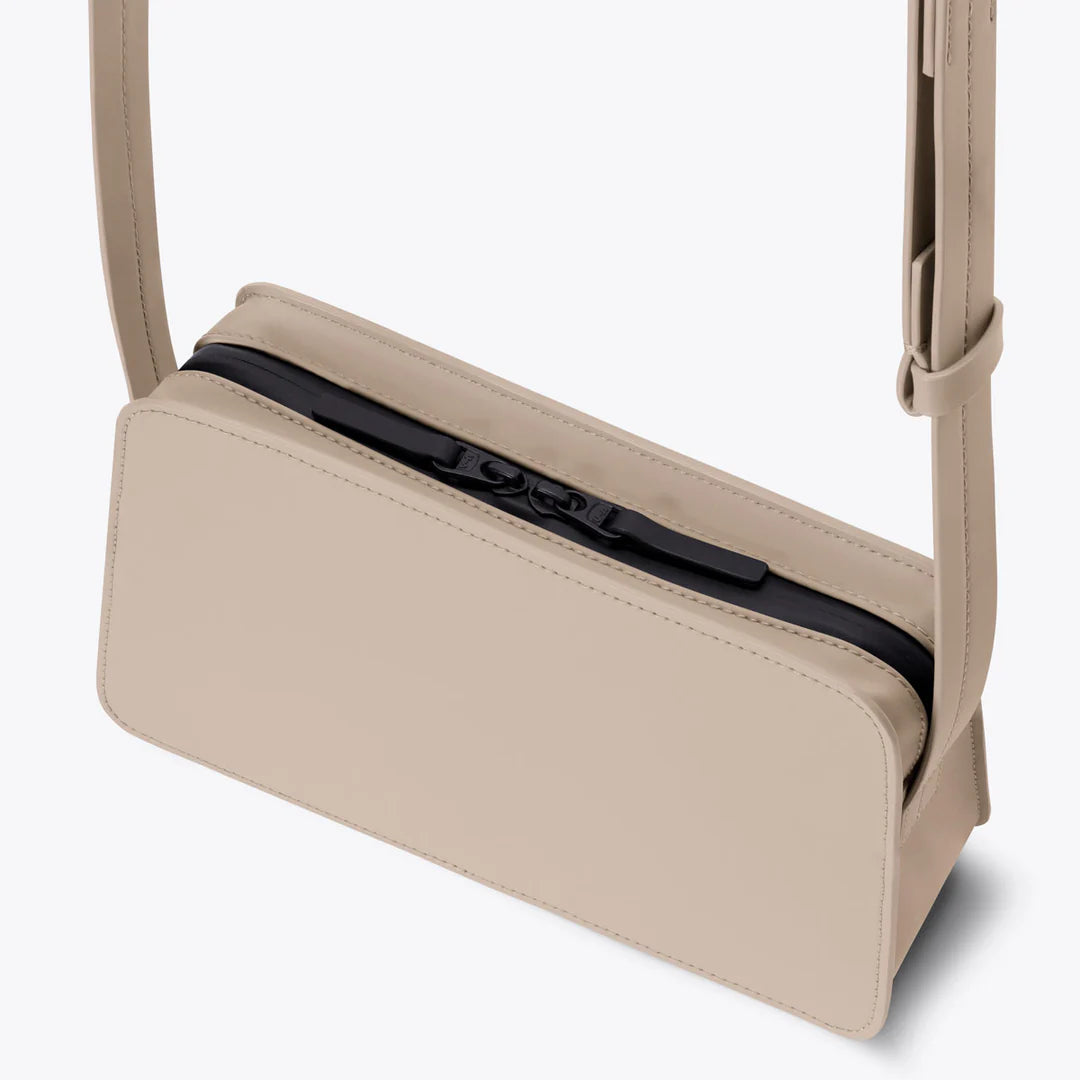 Kiomi Bag - Lotus Infinity - Sand | Ucon Acrobatics