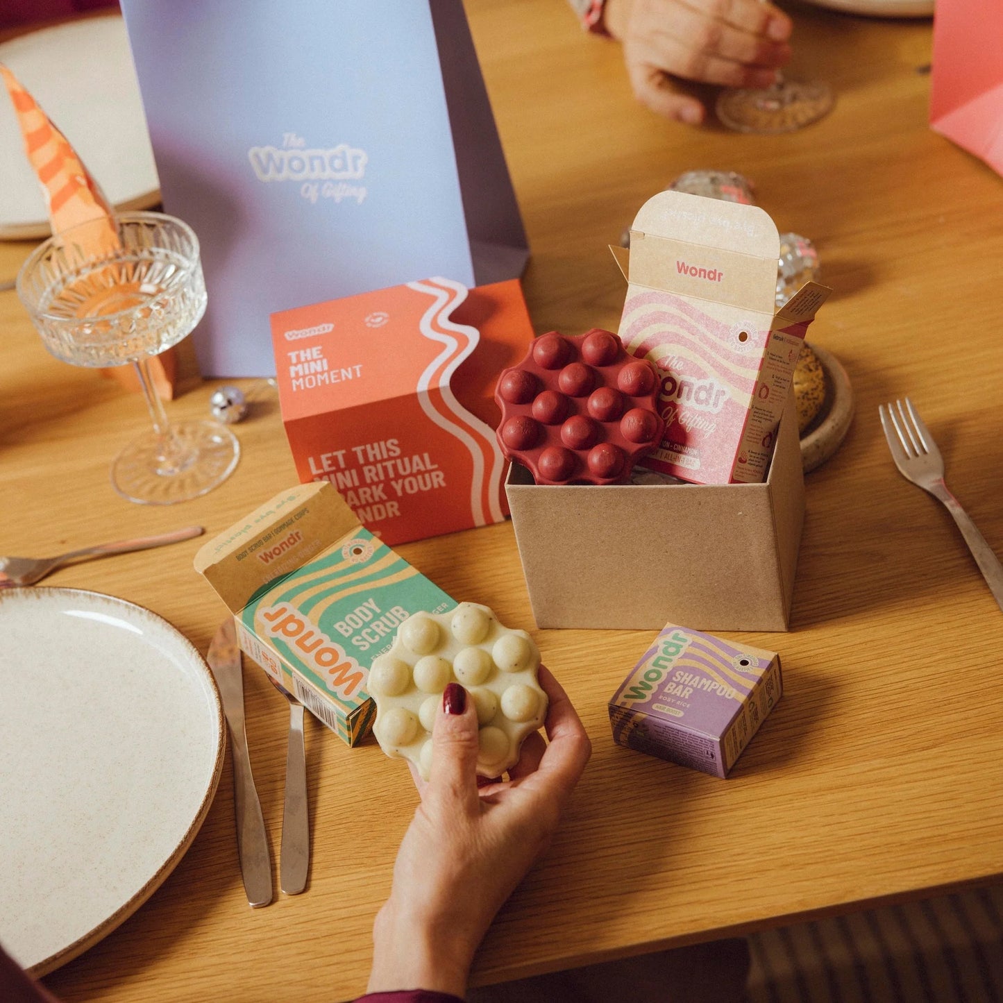 Giftbox - The Mini Moment | Wondr Care