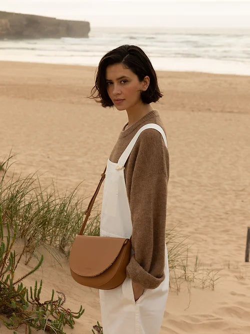 Soma half moon bag - acorn | Monk & Anna