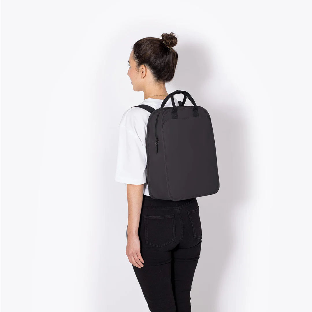 Alison Medium Backpack - Black | Ucon Acrobatics