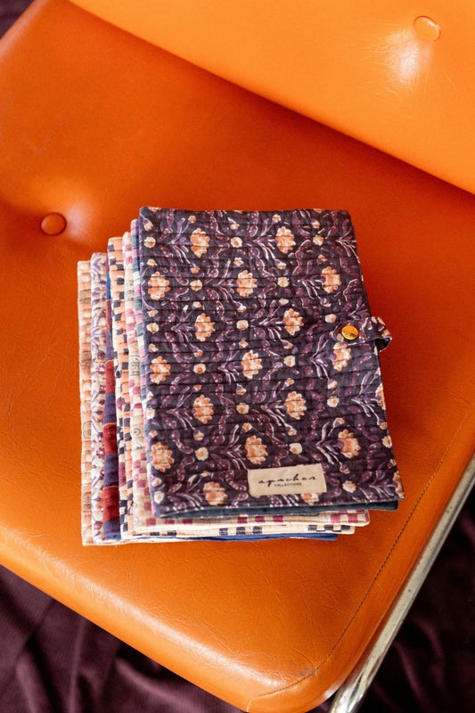 Protege Carnet Bimale - Amor Macadamia | Apaches