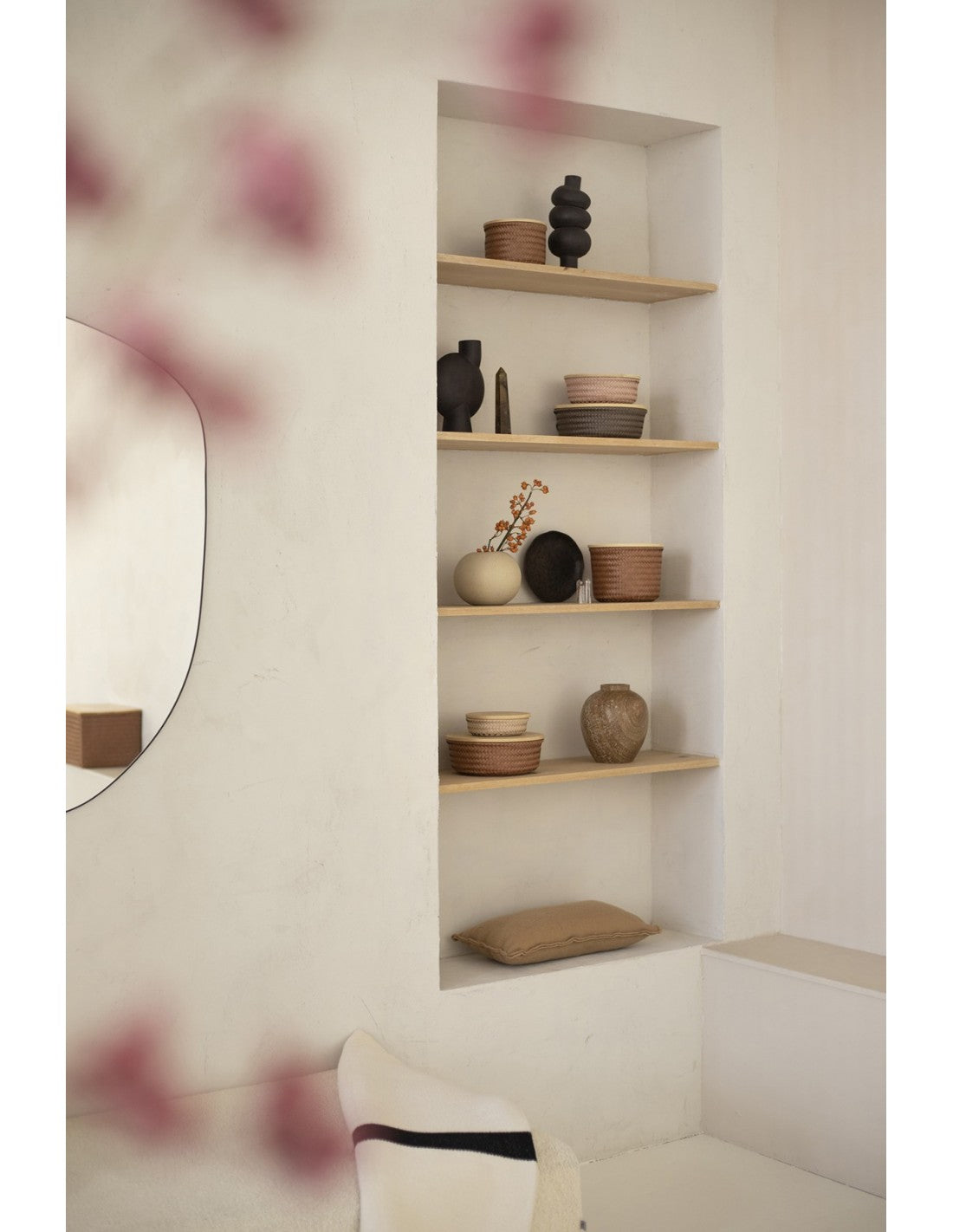 Wonder - round basket with bamboo cover small - sienna | Handed By - de inKijk