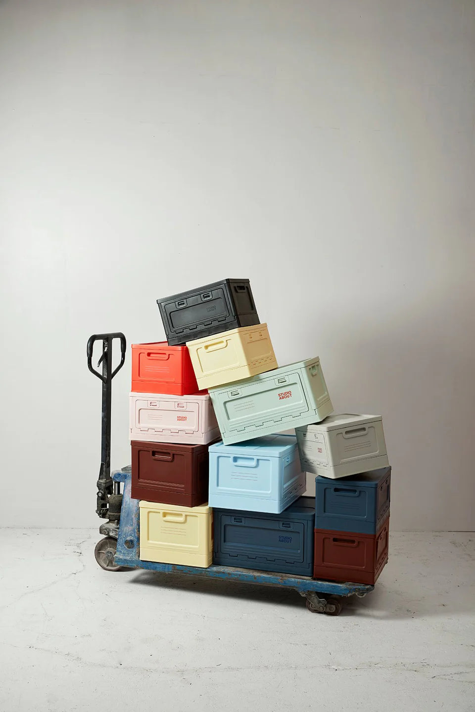 Box - Large - Red | Studio About