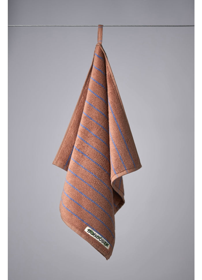Naram guest towel - camel & ultramarine | Bongusta - de inKijk