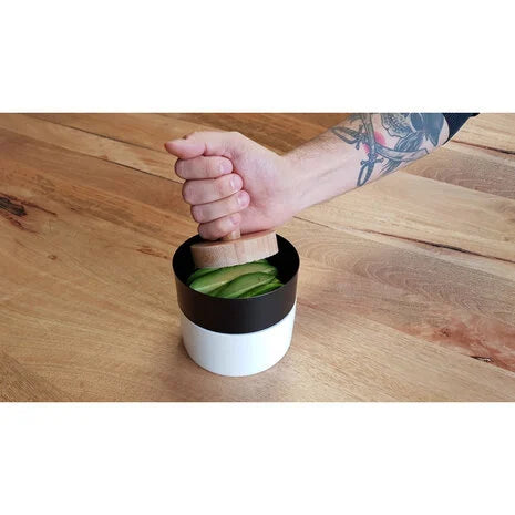 Apero dip - Maak de lekkerste hummus, guacamole en aubergine kaviaar | Cookut