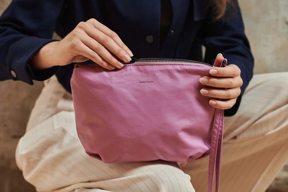 Cross Body F.G. Baggy - Pale Pansy | Tinne + Mia