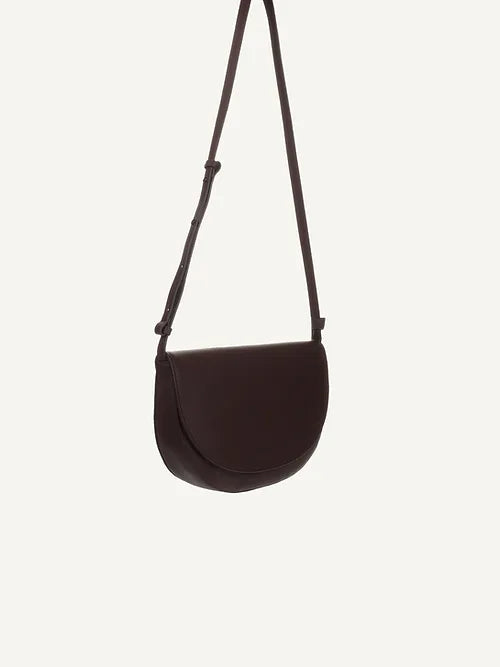 Soma half moon bag - dark wood | Monk & Anna