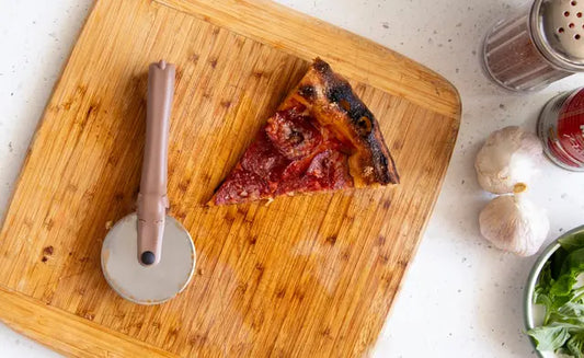 Puperoni - pizzacutter | PELEGDESIGN