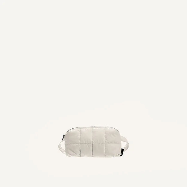 Cilou Puffy Belt Bag - white | Tinne + Mia - de inKijk