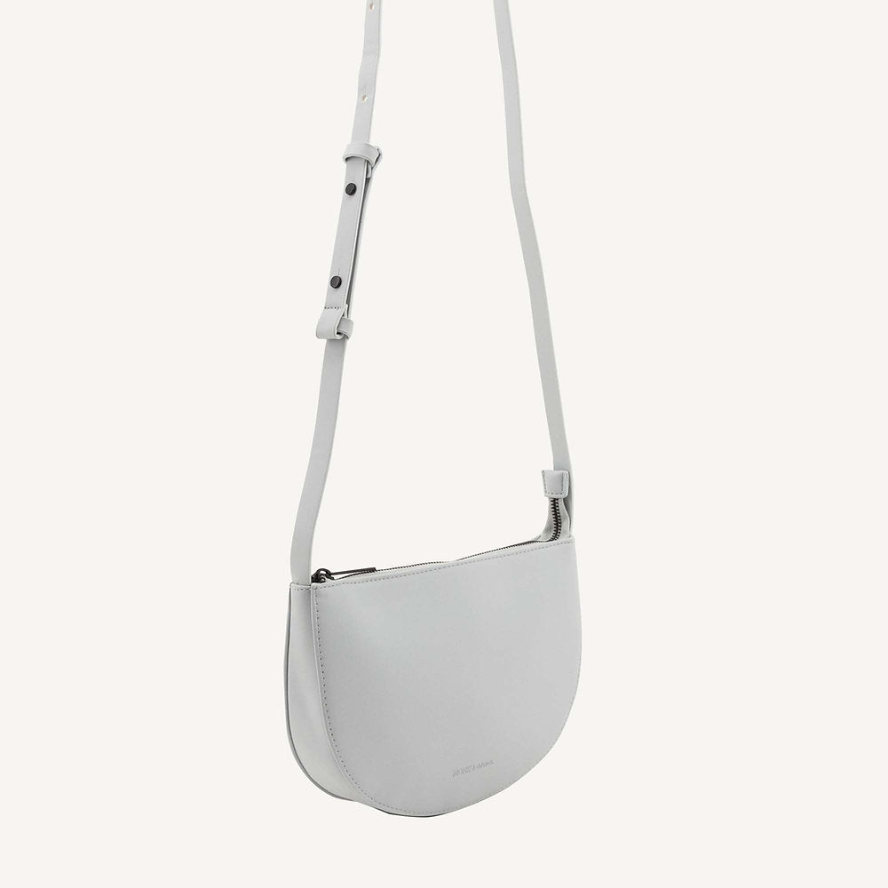 Farou half moon bag - fog | Monk & Anna