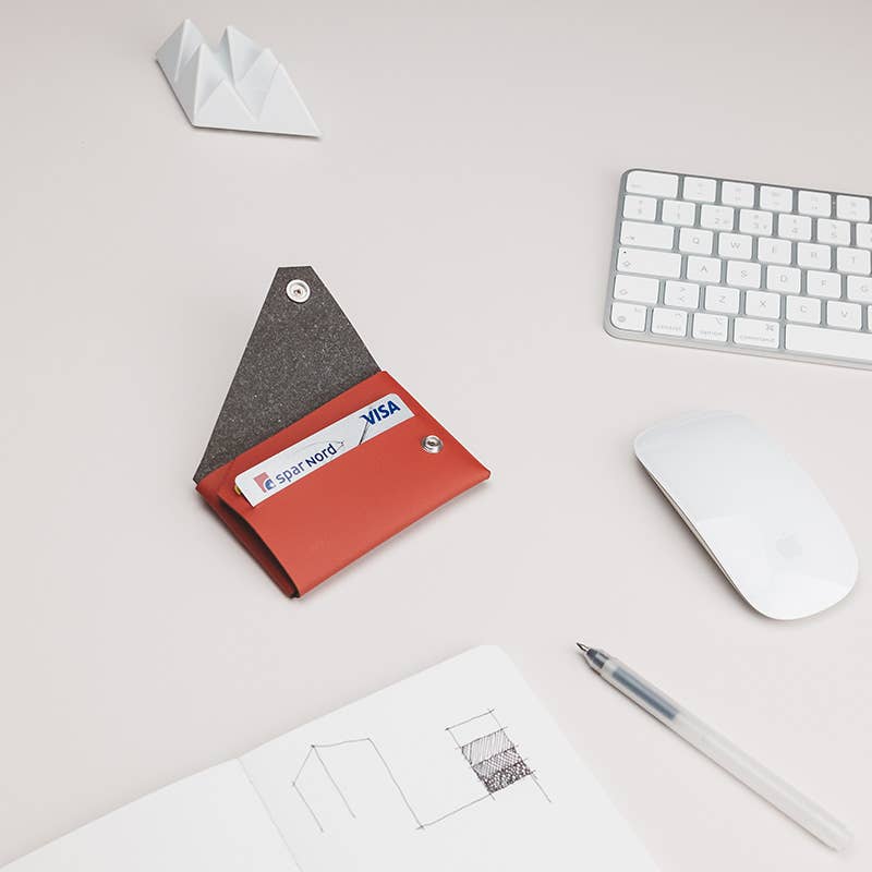 Wallet - Red - Recycled Leather | LEMUR