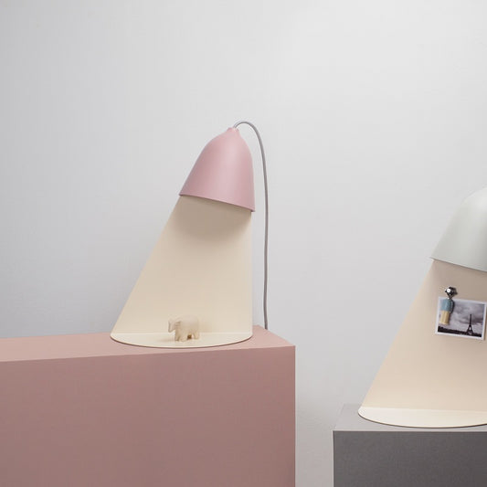 Light shelf - dusty rose | Studio Ilsangisang - de inKijk