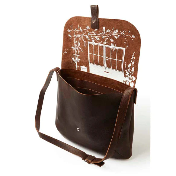 Back Yard - Dark Brown used look | Keecie