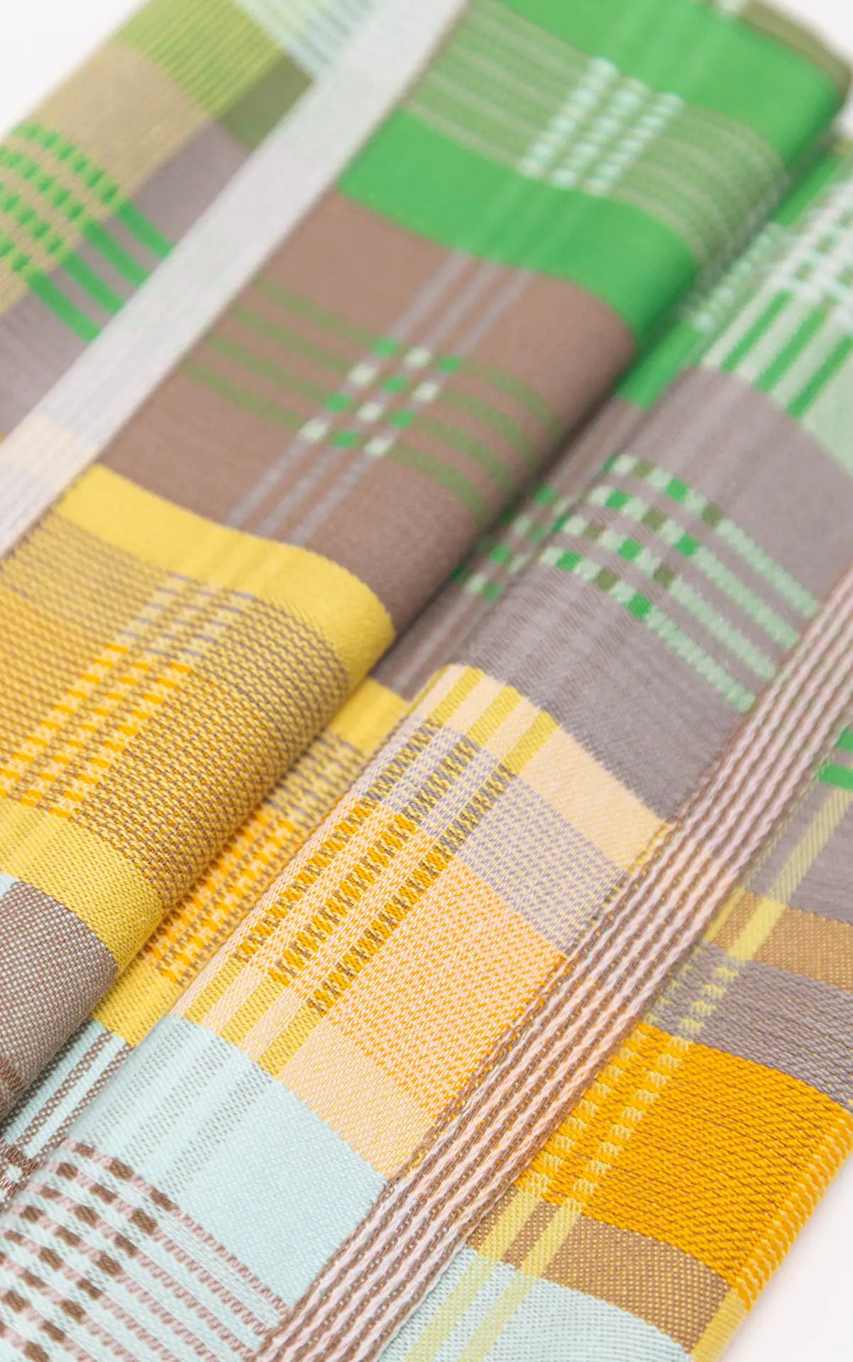 Tea towel - edition 53C-1 wild weave | Foekje Fleur
