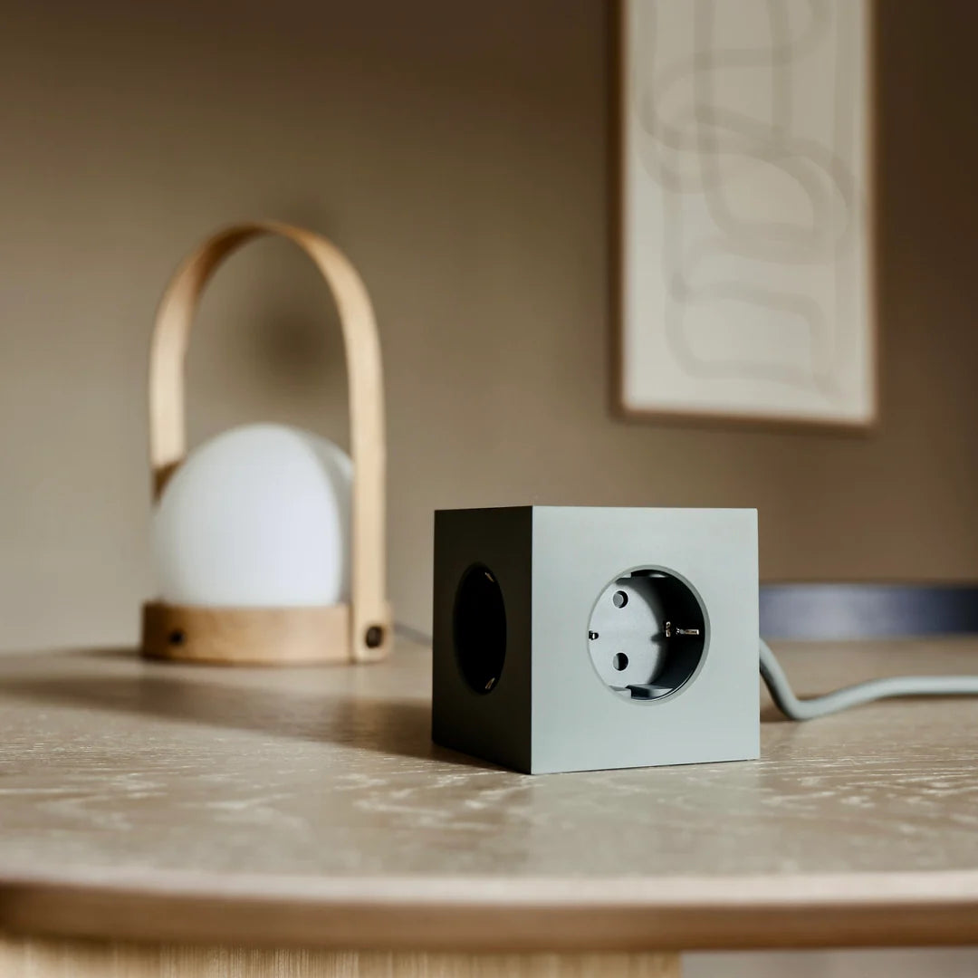 Square 1 stekkerdoos - oak green | Avolt