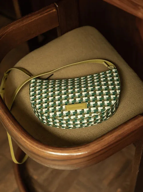 Farou half moon bag - retoro | Monk & Anna