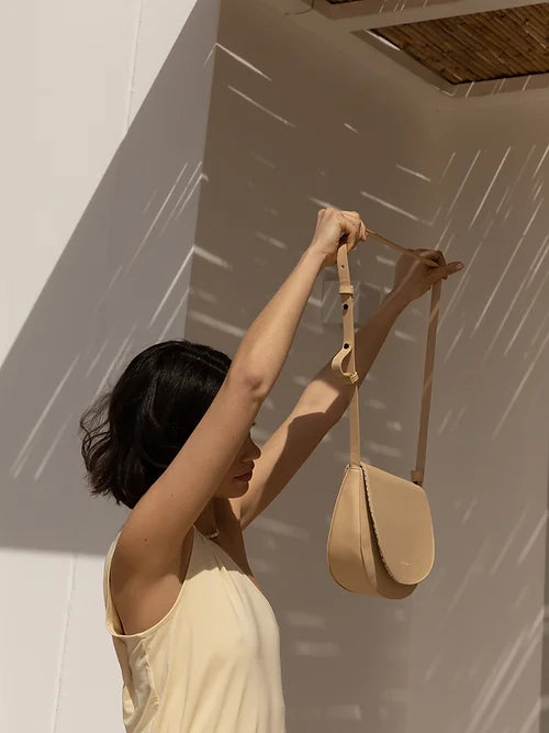 Soma half moon bag - hay | Monk & Anna - de inKijk