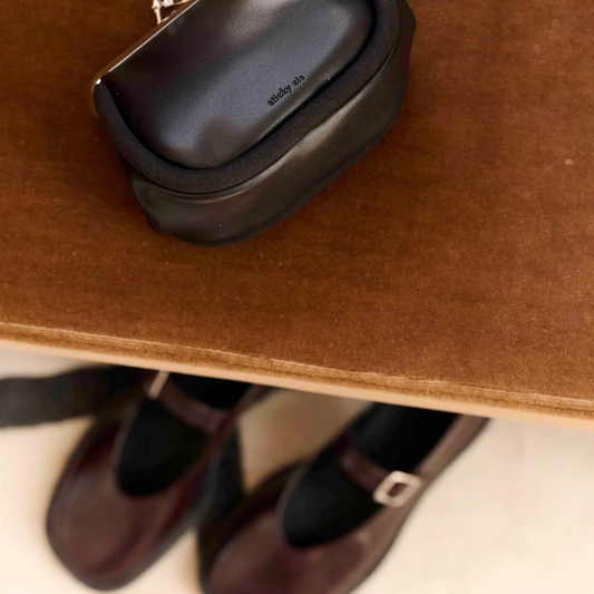 Tube wallet - club chic - black | Sticky Sis