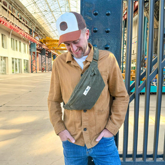 Fanny pack corduroy willow - khaki | Alaskan Maker - de inKijk