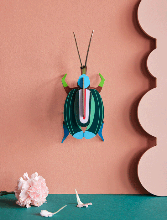 Green Fig Beetle - muurdecoratie | Studio Roof - de inKijk