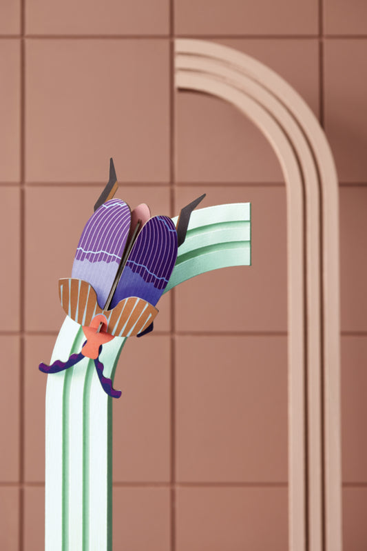 Queen beetle - muurdecoratie | Studio Roof - de inKijk