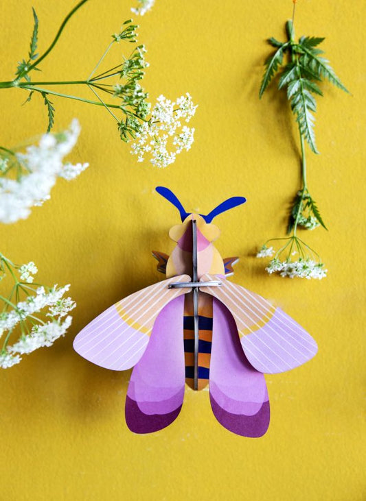 Pink bee - muurdecoratie | Studio Roof - de inKijk