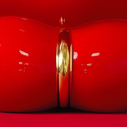 Lips Vase | Upside Stories