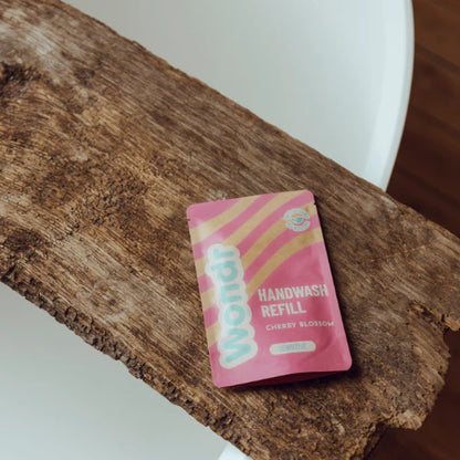 Handsoap - bottle + powder refill cherry blossom | Wondr Care - de inKijk