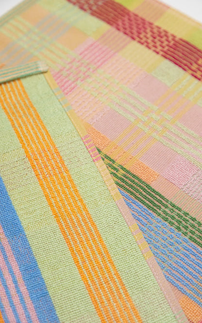 Kitchen towel - edition 118 - wild weave | Foekje Fleur