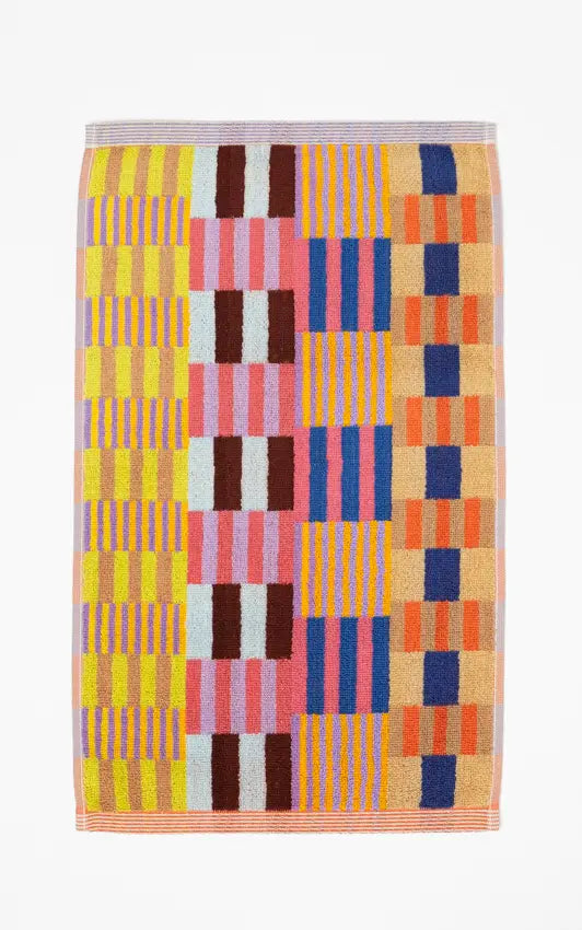 Guest towel duo - edition 124 - tulip quilt | Foekje Fleur