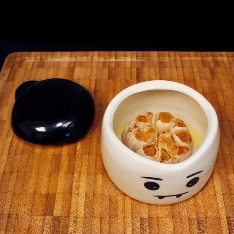 Vampire garlic roaster and storage | Winkee Design
