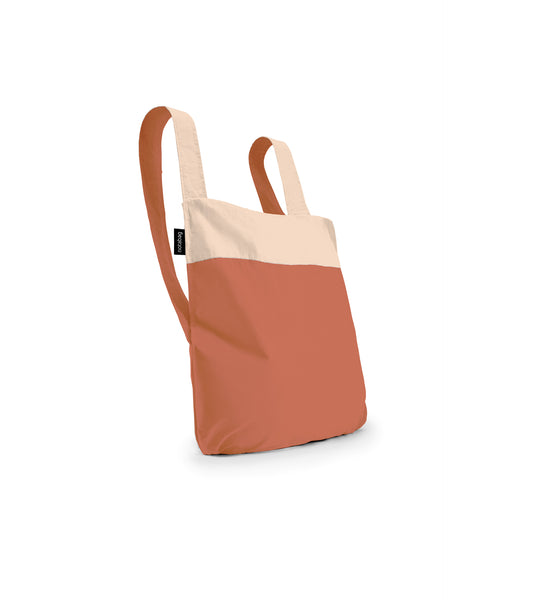 Rugzak en schoudertas in één - sand/terracotta | Notabag recycled