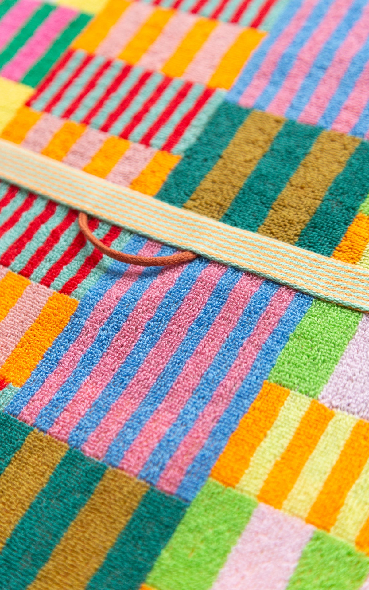 Bath towel - tulip quilt edition 34 | Foekje Fleur - de inKijk