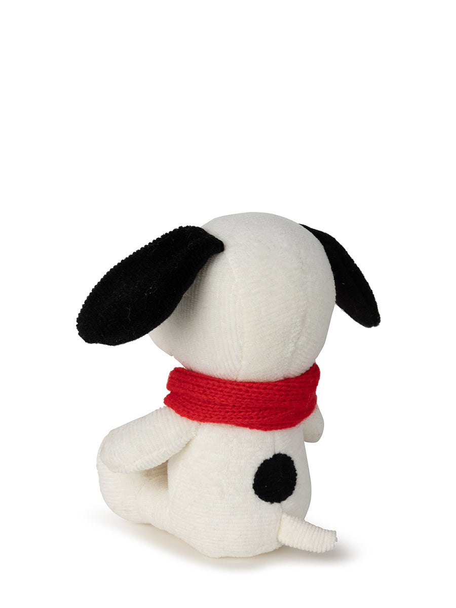 Snoopy with scarf - 17 cm | Peanuts - de inKijk