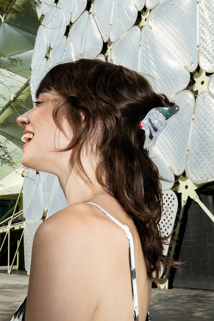 Hair Claw - Pigeon | Eat my socks