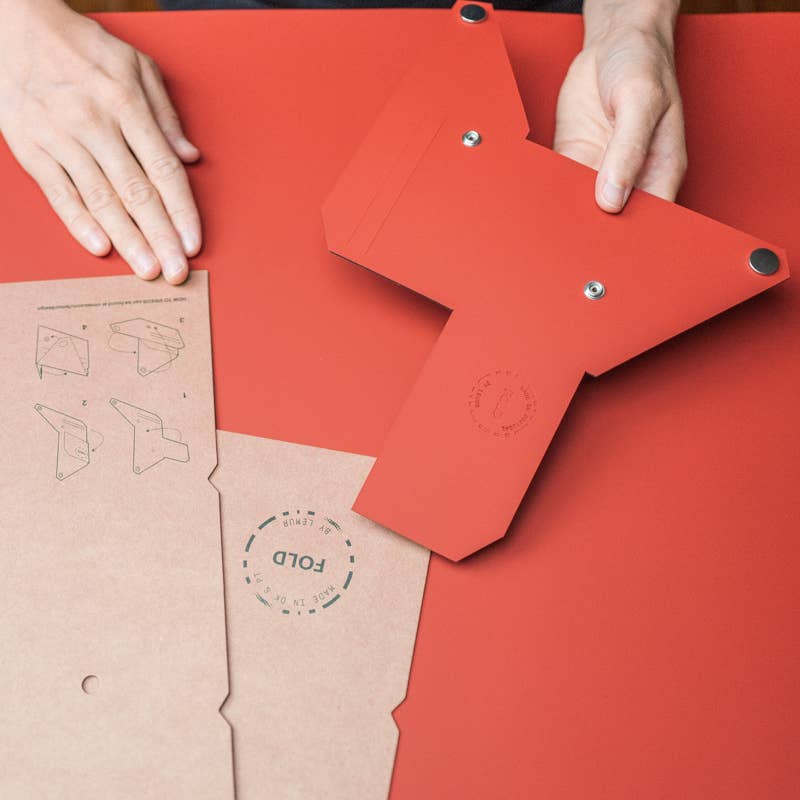 Wallet - Red - Recycled Leather | LEMUR