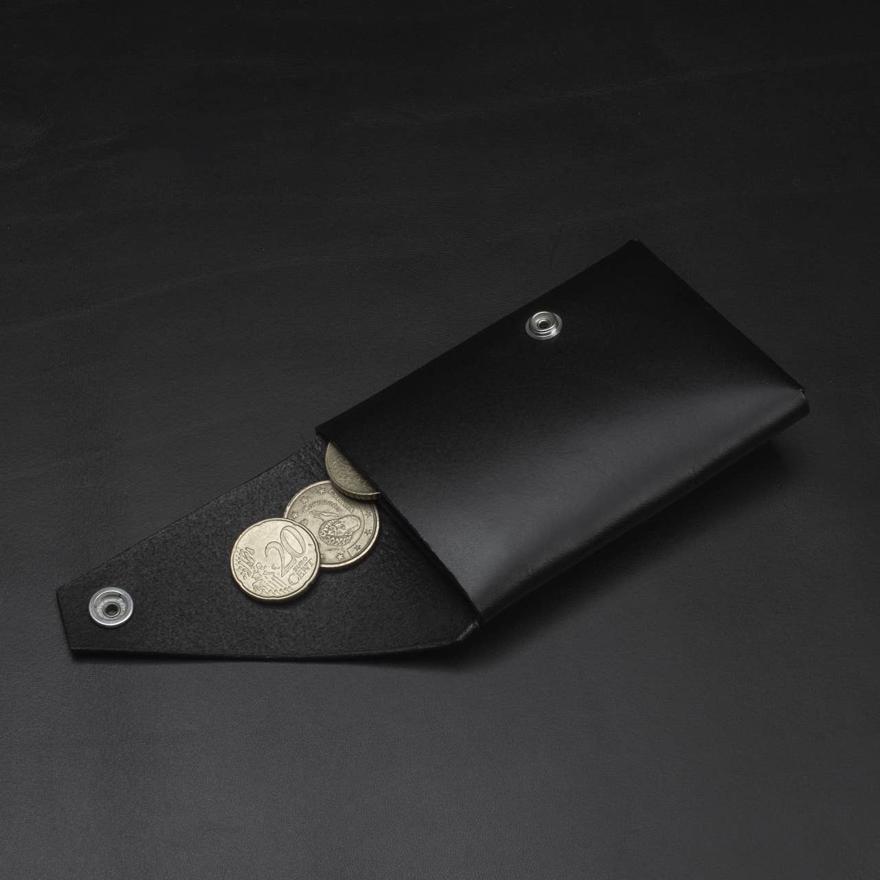 Wallet - Black on Black - Full-grain Leather | LEMUR