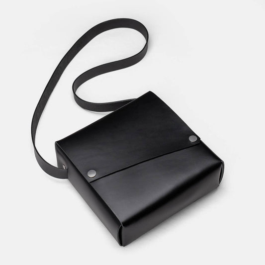 M Bag - Black - Full-grain Leather | LEMUR
