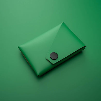 Wallet - Lush Green - Recycled Leather | LEMUR