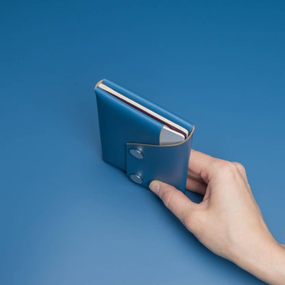 Travel Wallet - Blue - Recyled Leather | LEMUR