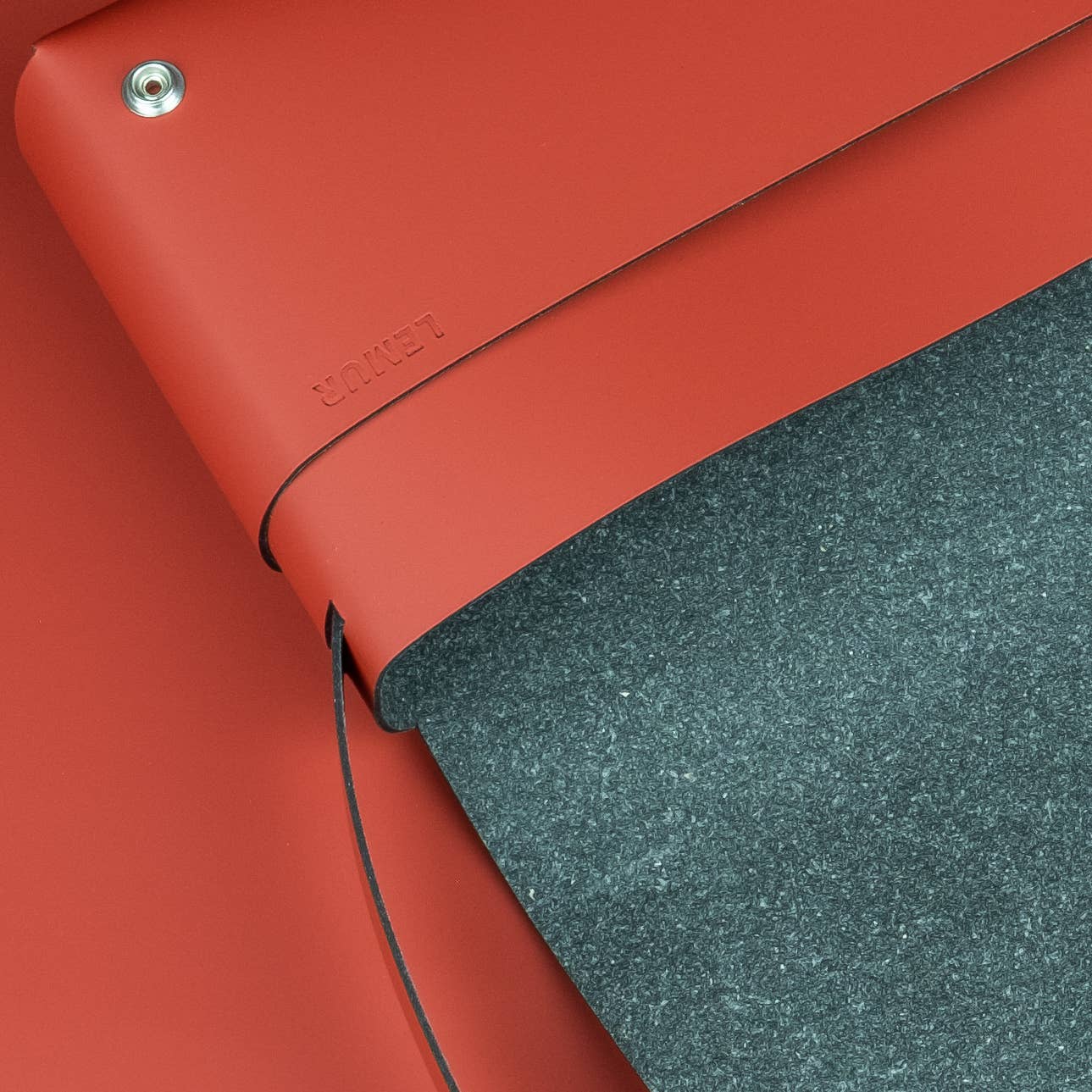 S Bag - Red - Recyled Leather | LEMUR