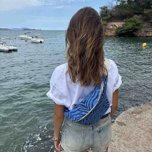 Bum bag - Zebra Blue Greek | Rose in April