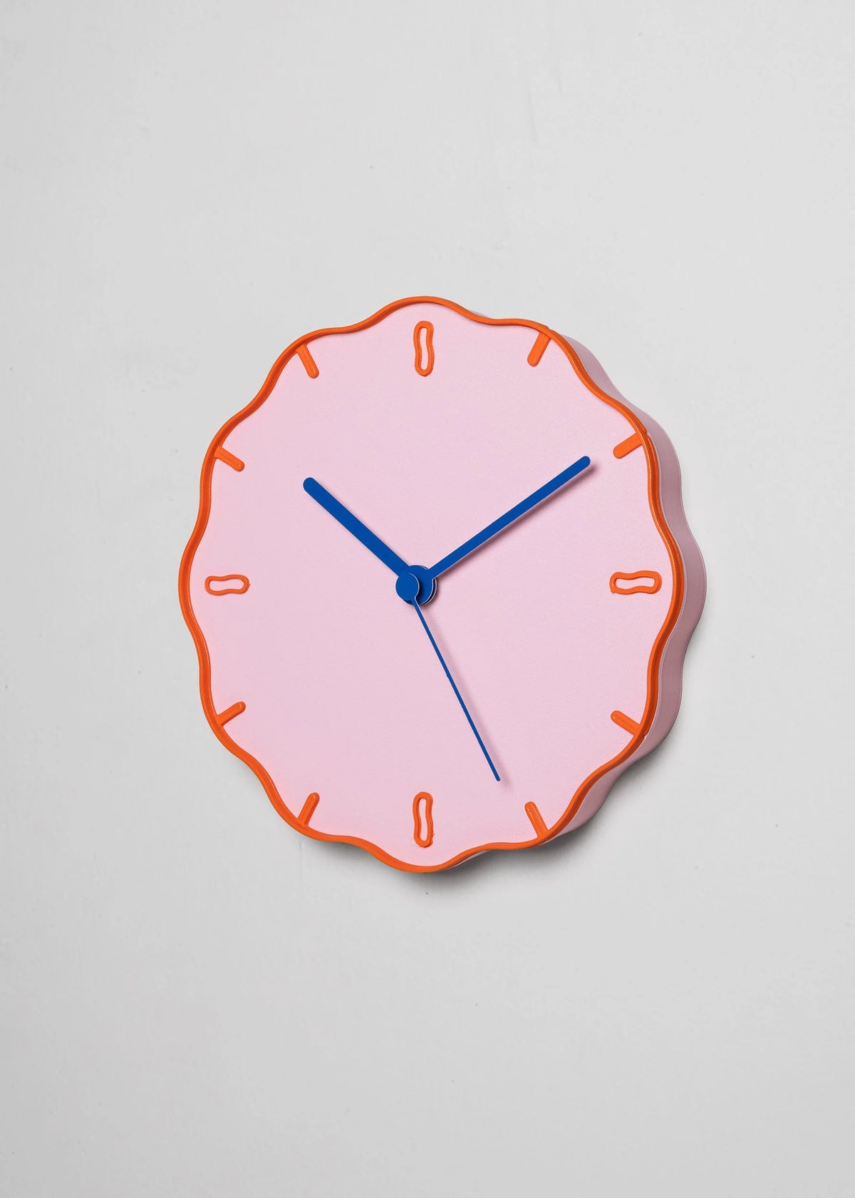 Wallclock Margherita - Pink/Orange/Blue | Warren & Laetitia
